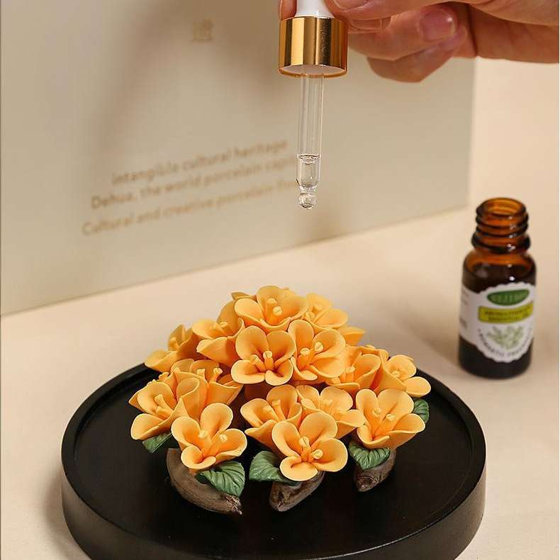 The use of the handmade flower ceramic diffuser,