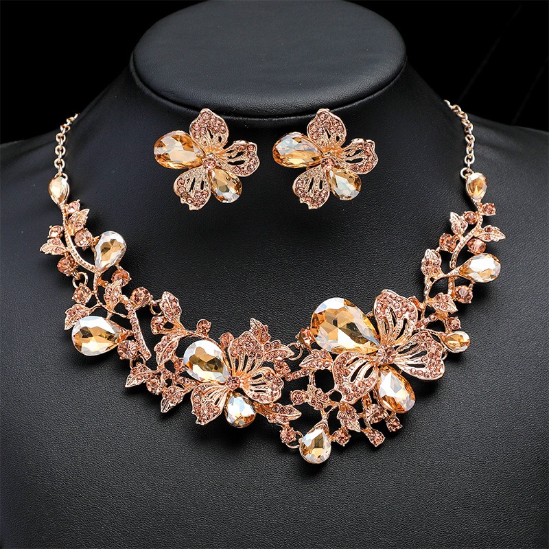party jewelry set gold detail