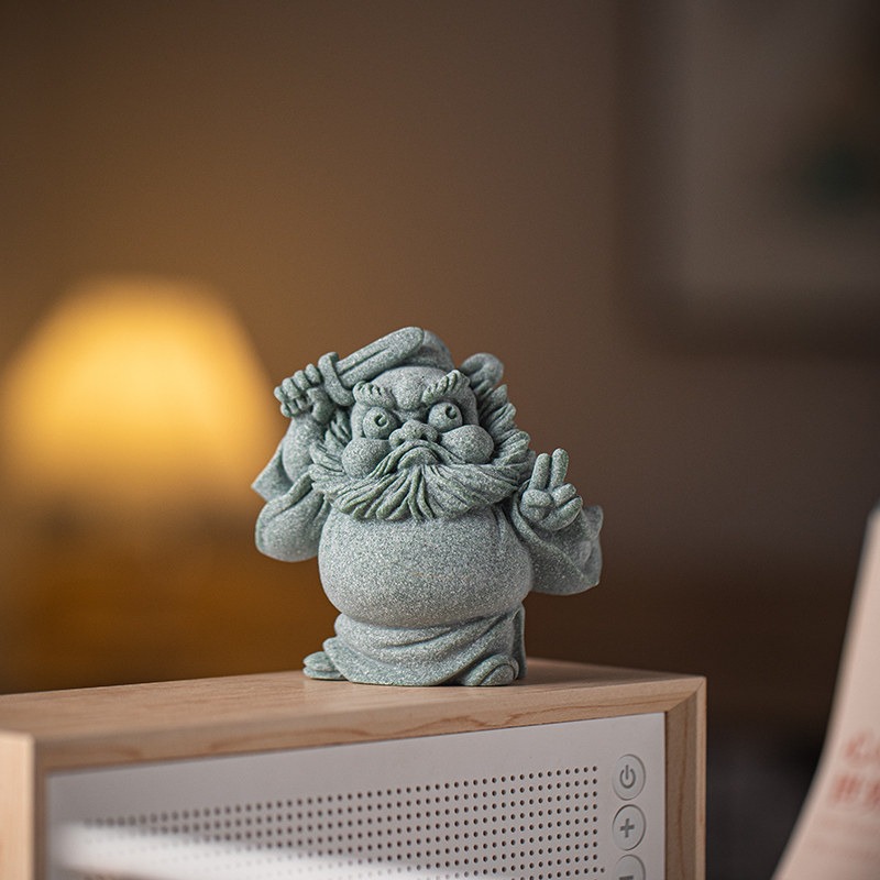 Zhong Kui Protection Figurine